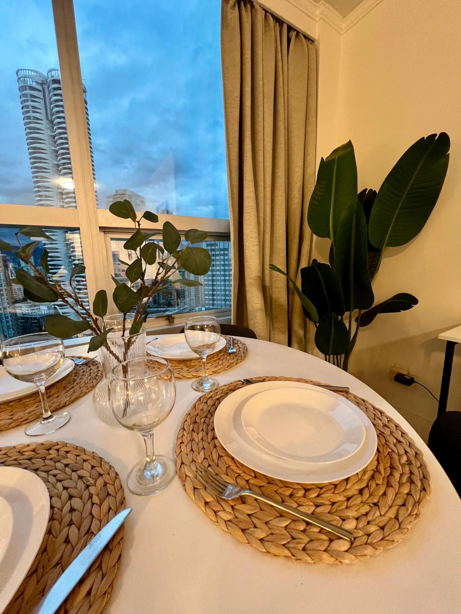 Stunning Skyline Views In A Cozy And Stylish Abode Apartman Vancouver Kültér fotó