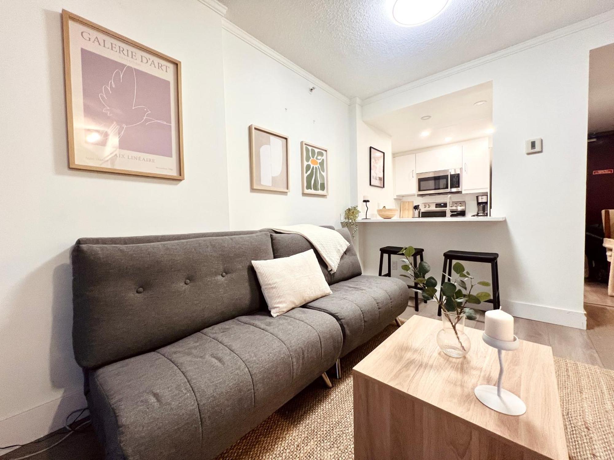 Stunning Skyline Views In A Cozy And Stylish Abode Apartman Vancouver Kültér fotó