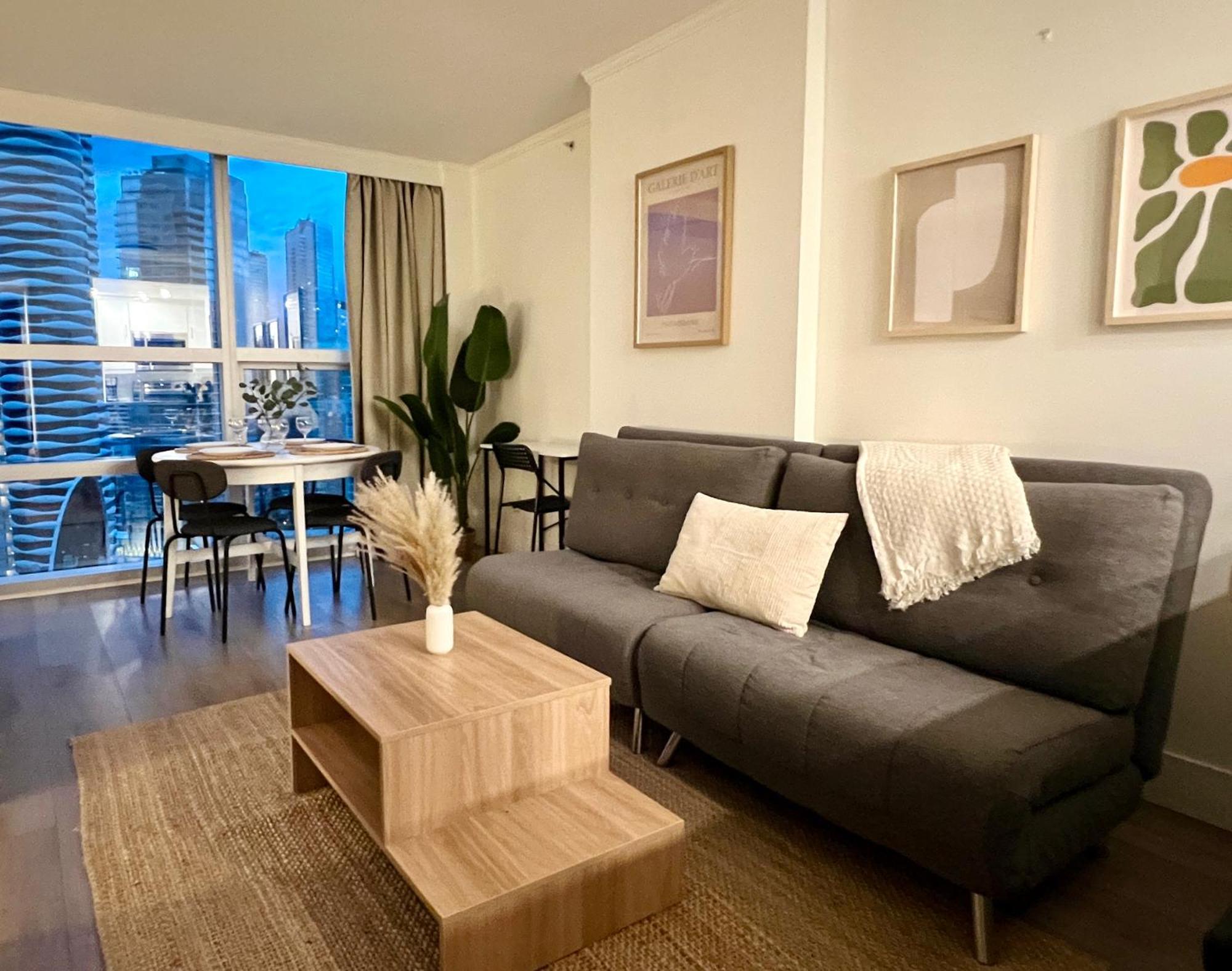 Stunning Skyline Views In A Cozy And Stylish Abode Apartman Vancouver Kültér fotó