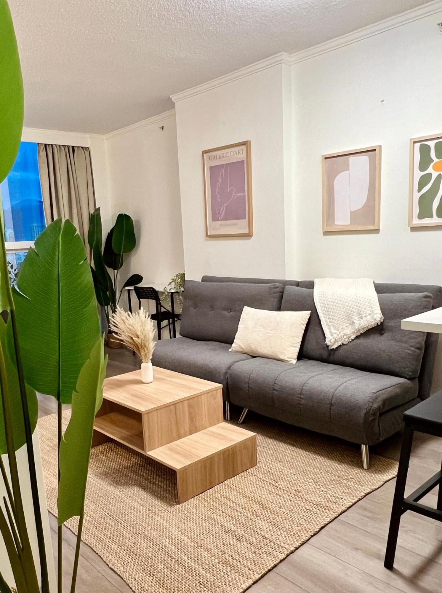 Stunning Skyline Views In A Cozy And Stylish Abode Apartman Vancouver Kültér fotó
